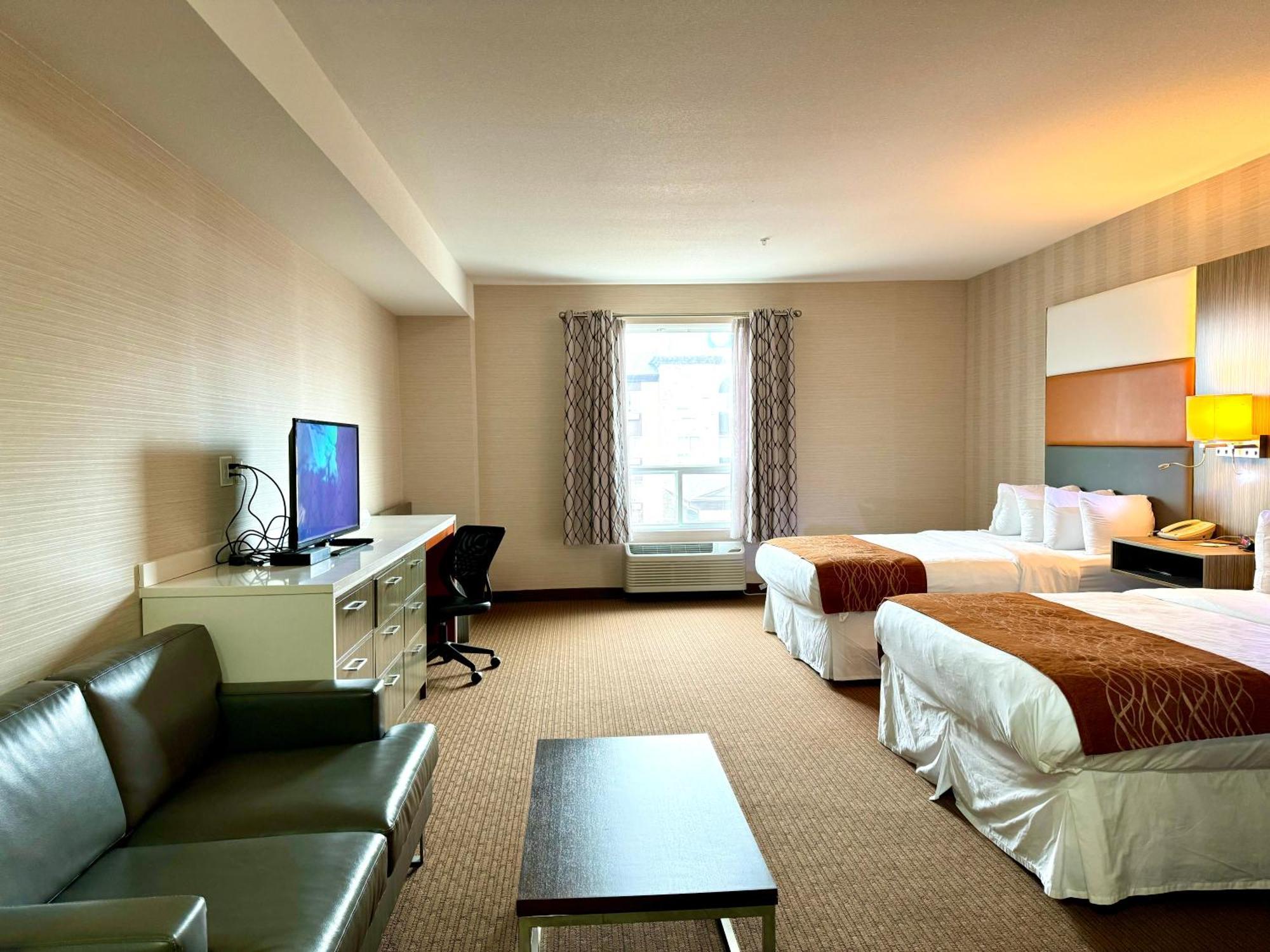 Southfort Inn Fort Saskatchewan Esterno foto
