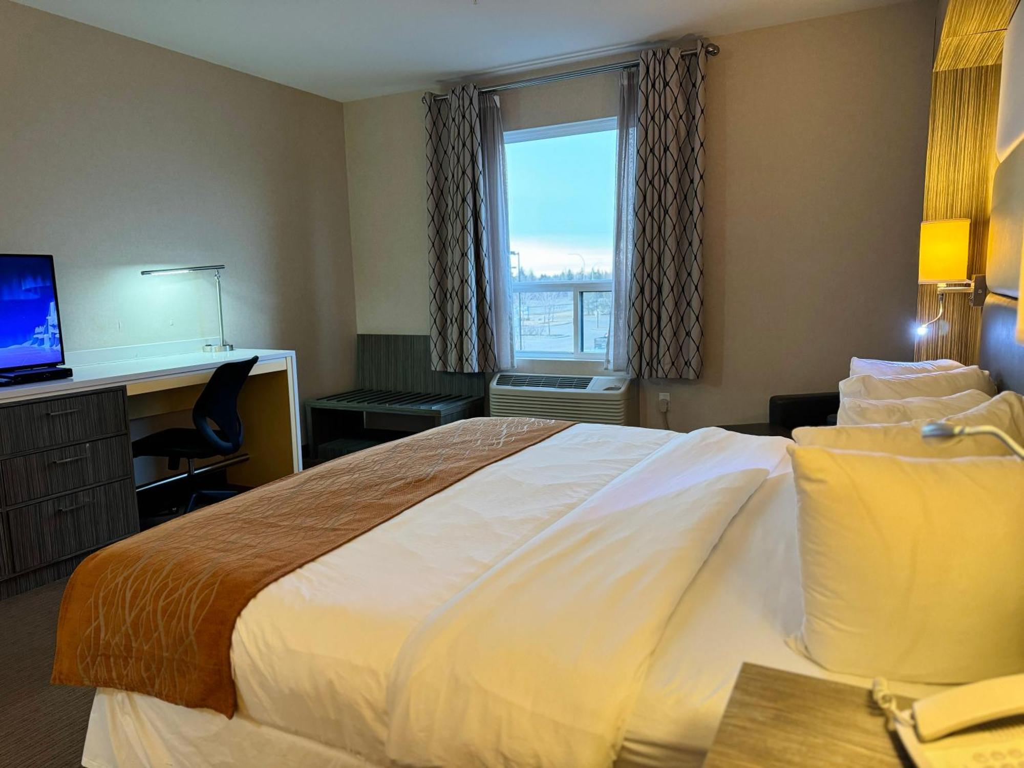 Southfort Inn Fort Saskatchewan Esterno foto