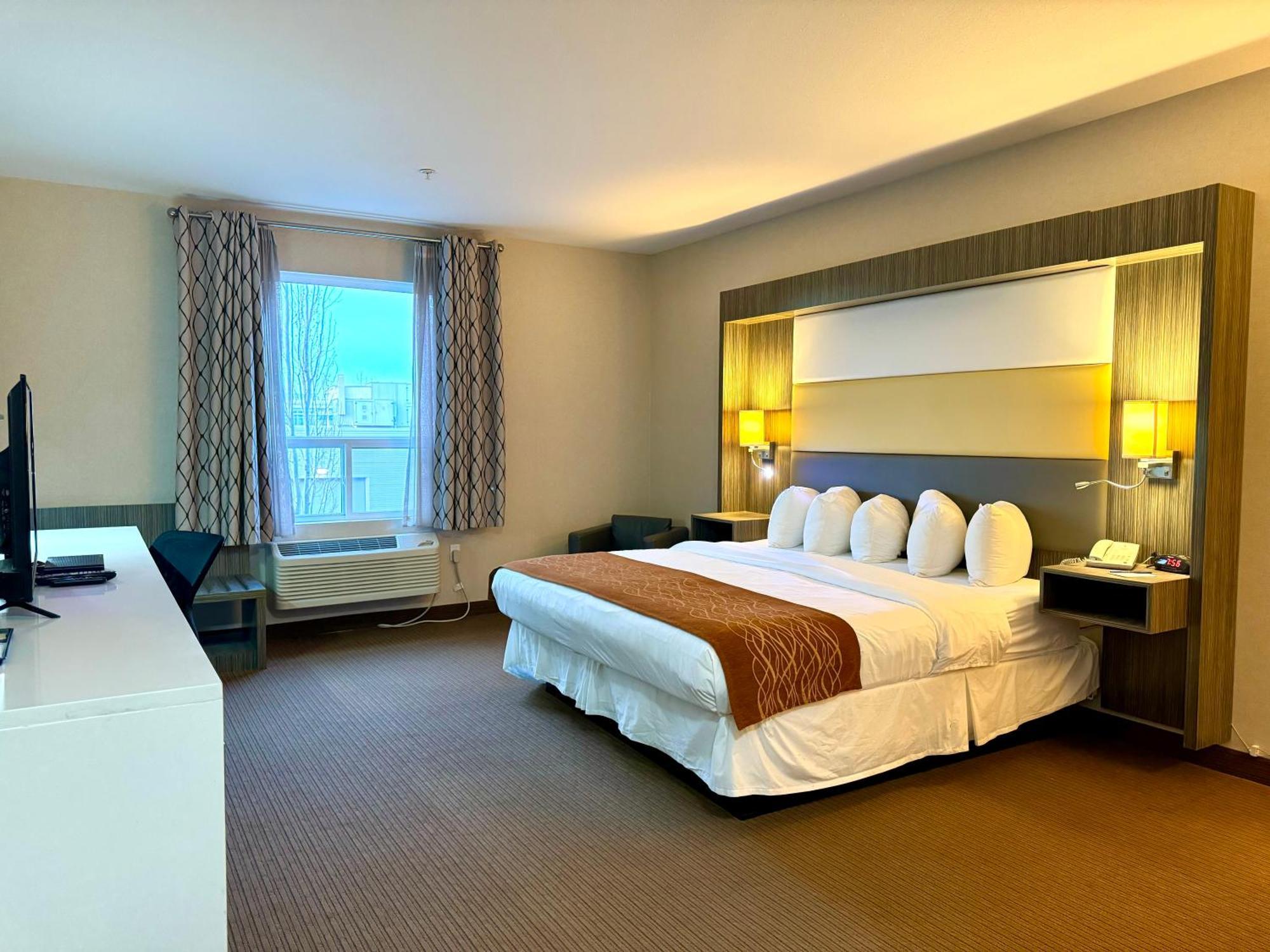 Southfort Inn Fort Saskatchewan Esterno foto