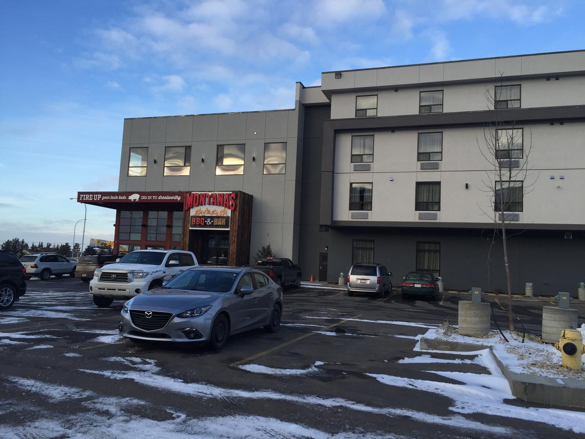 Southfort Inn Fort Saskatchewan Esterno foto